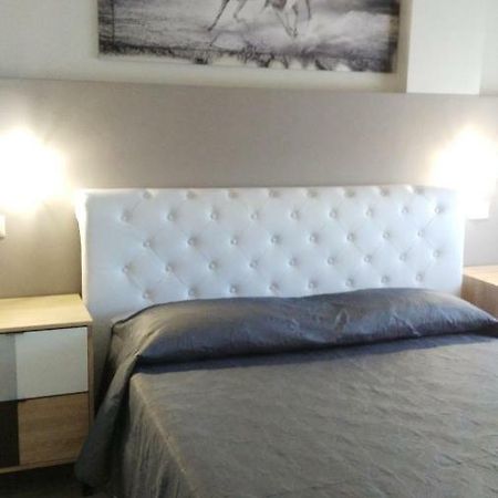 La Suite Civitanova Marche Exteriör bild