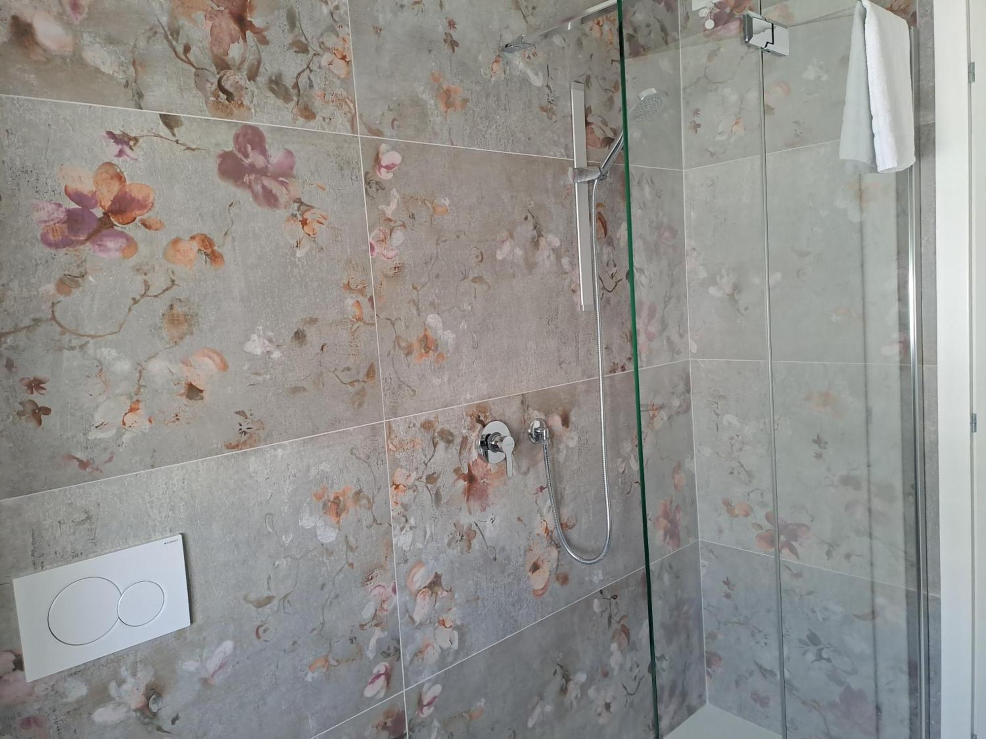 La Suite Civitanova Marche Exteriör bild